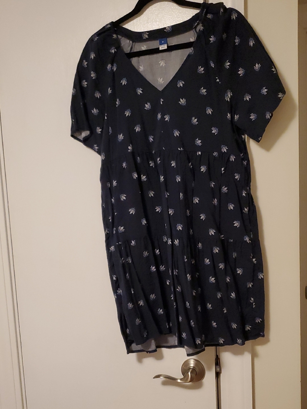 Women’s Navy Floral V-Neck Tiered Dress